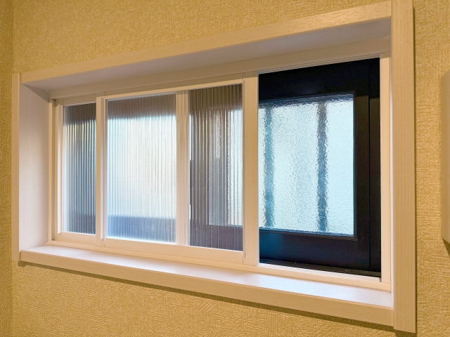 内窓を設置する