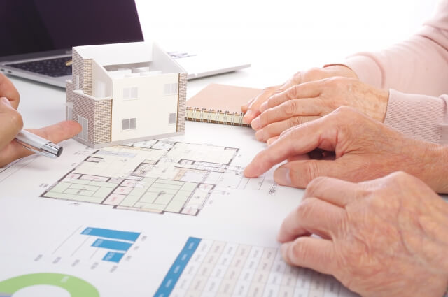 二世帯住宅リフォームの完全分離は実際どうなの？完全・部分共有型との違いと比べて解説